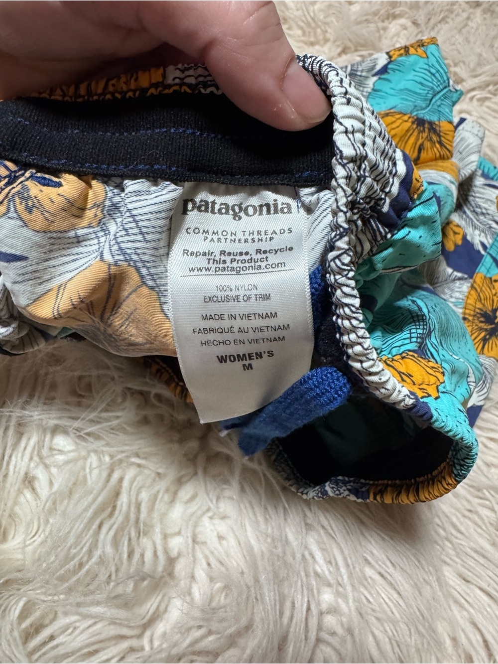 Patagonia Baggies Women’s shorts Hawaiian, tropical, floral size medium 5” - Picture 10 of 13